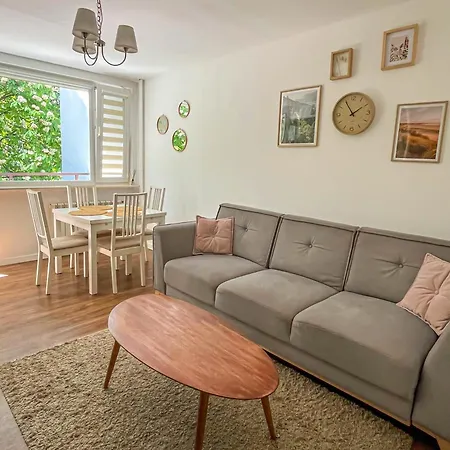 Komfortowy 3 Pokojowy Z Balkonem