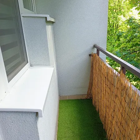 Appartamento Komfortowy 3 Pokojowy Z Balkonem
