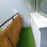아파트 Komfortowy 3 Pokojowy Z Balkonem 바르샤바